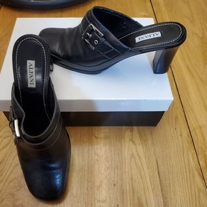 Black Leather Mules Alfani 8.5